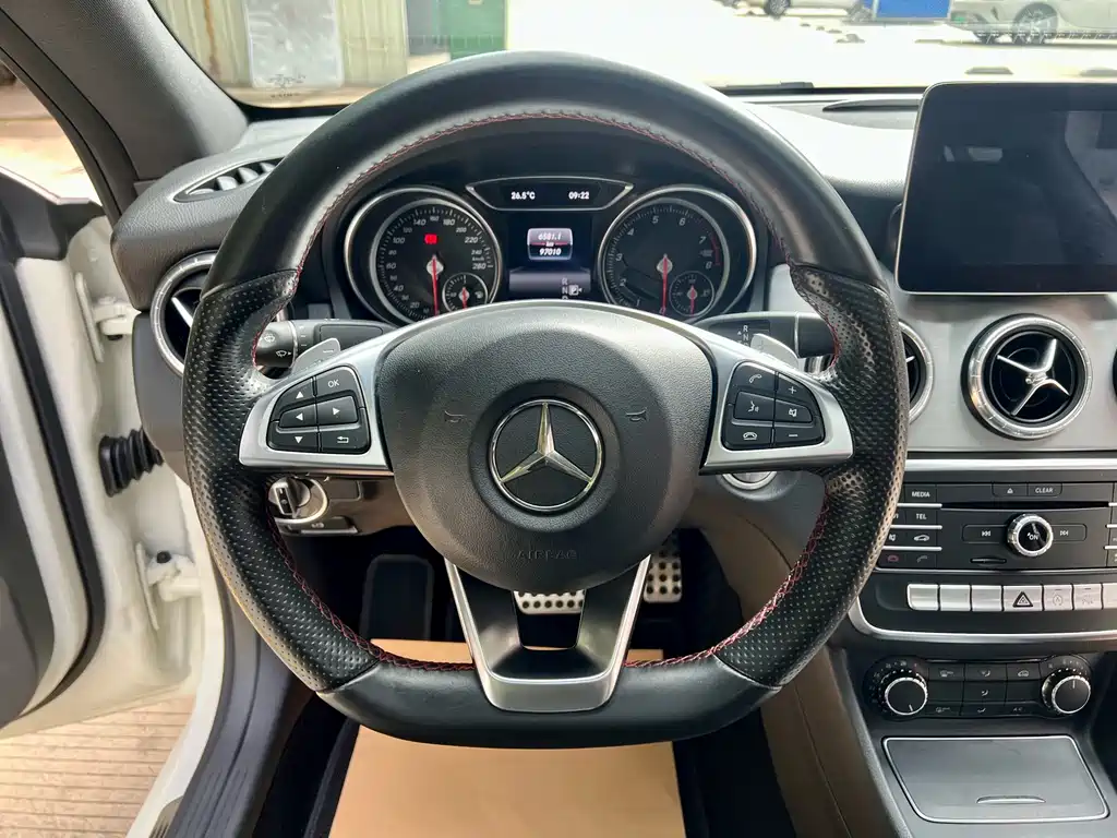 Mercedes-Benz CLA 2018 — фото 10