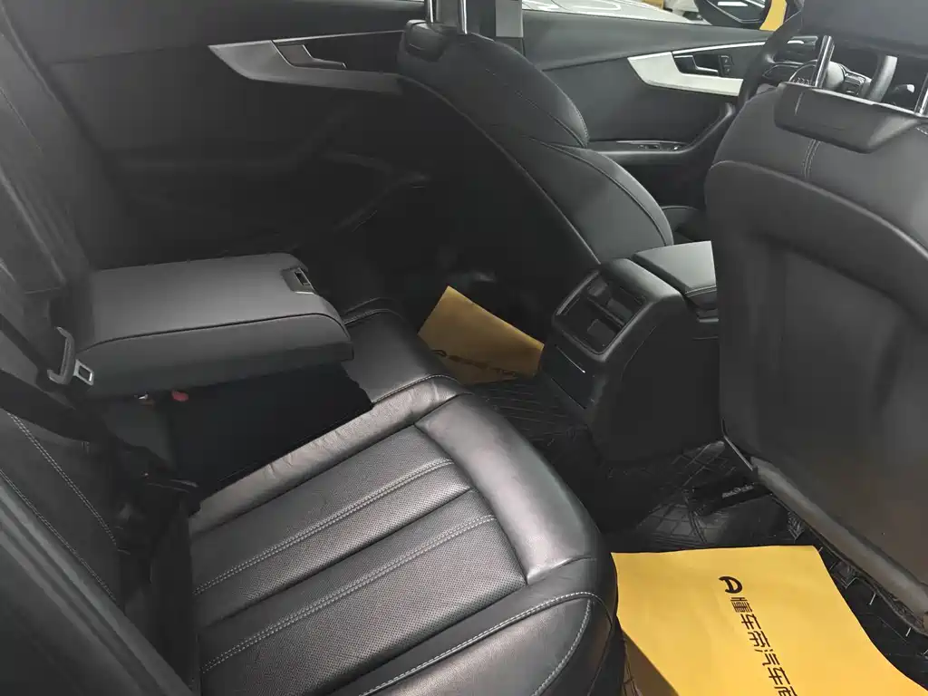 Audi A4L 2023