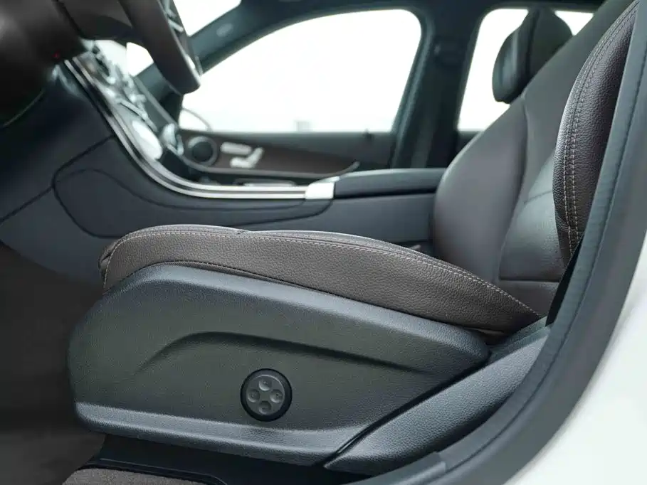 Mercedes-Benz GLC 2023 — фото 12