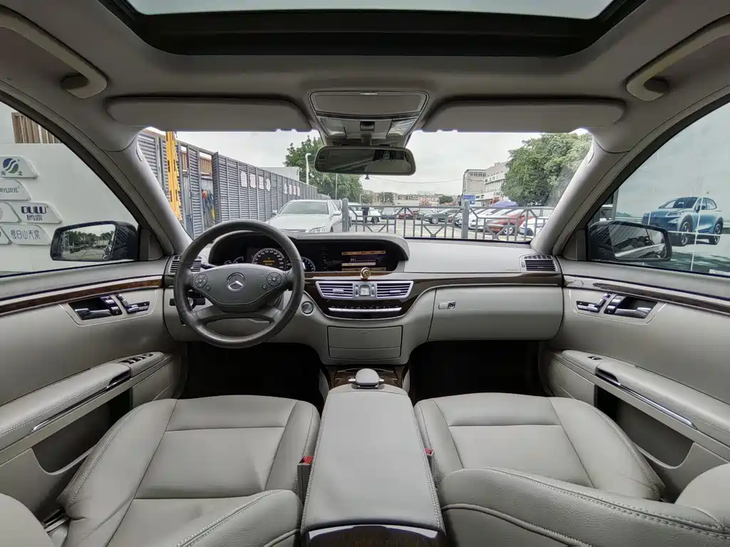 Mercedes-Benz S-Class 2011 — фото 28