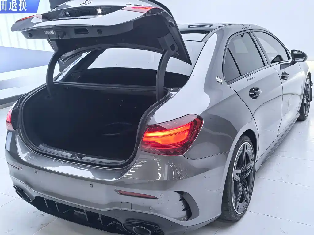 Mercedes-Benz A-Class AMG 2024 — фото 8