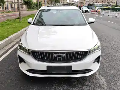 Geely Emgrand 2023