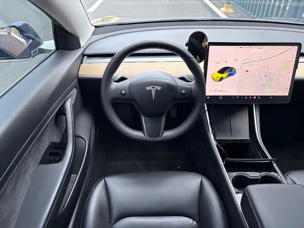 Tesla Model 3 2020 — фото 9