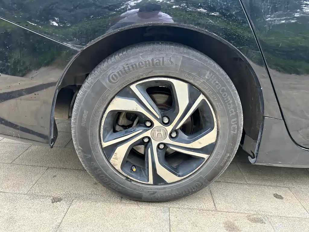 Honda Accord 2018 — фото 14