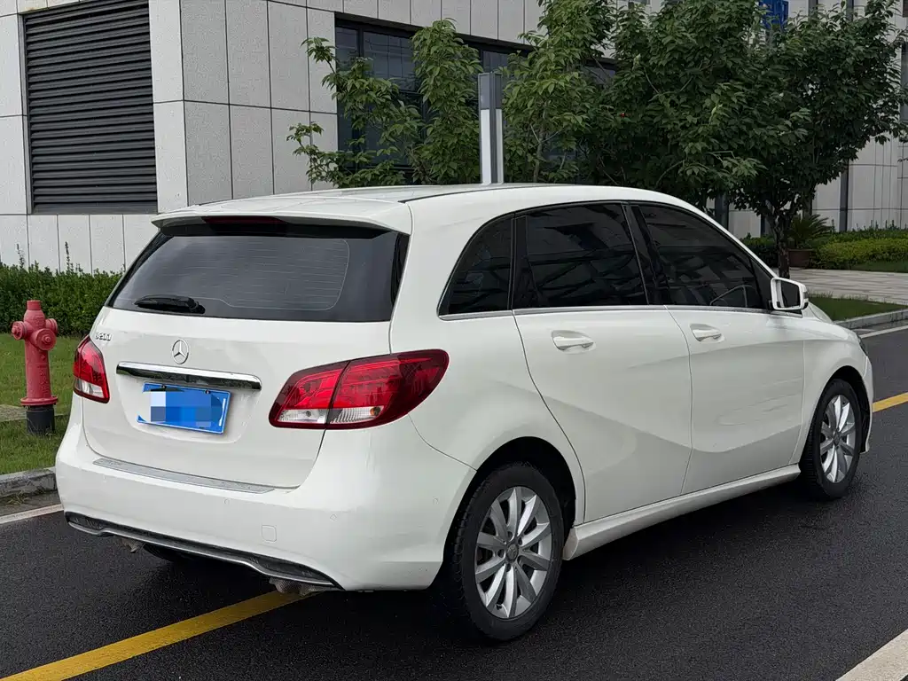 Mercedes-Benz B-Class 2016