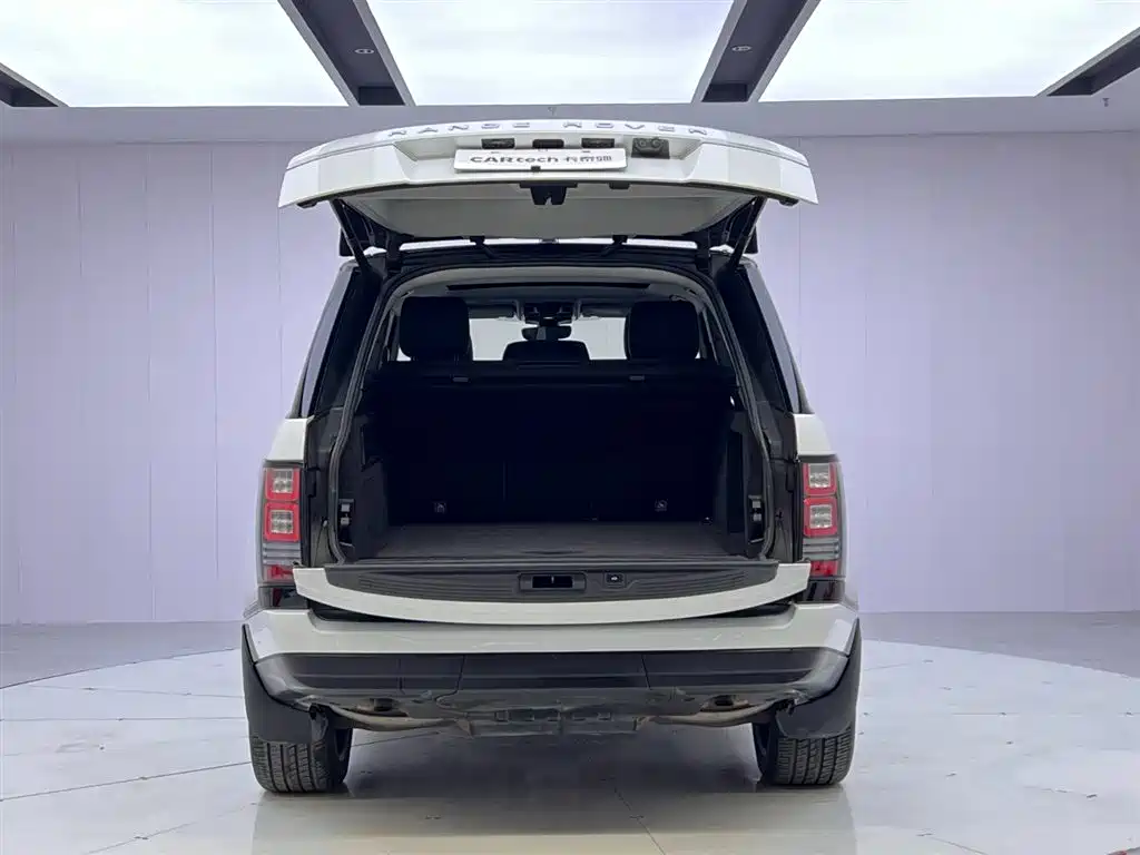 Land Rover Range Rover 2018 — фото 9