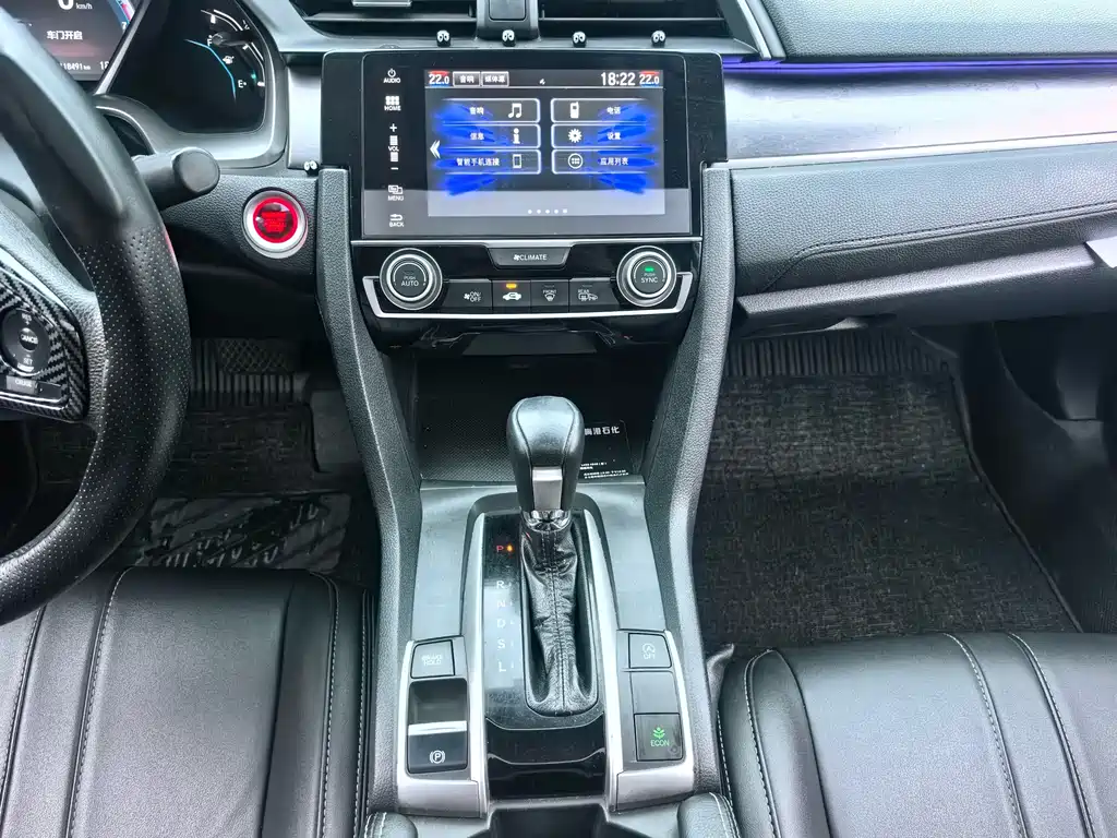 Honda Civic 2018 — фото 16