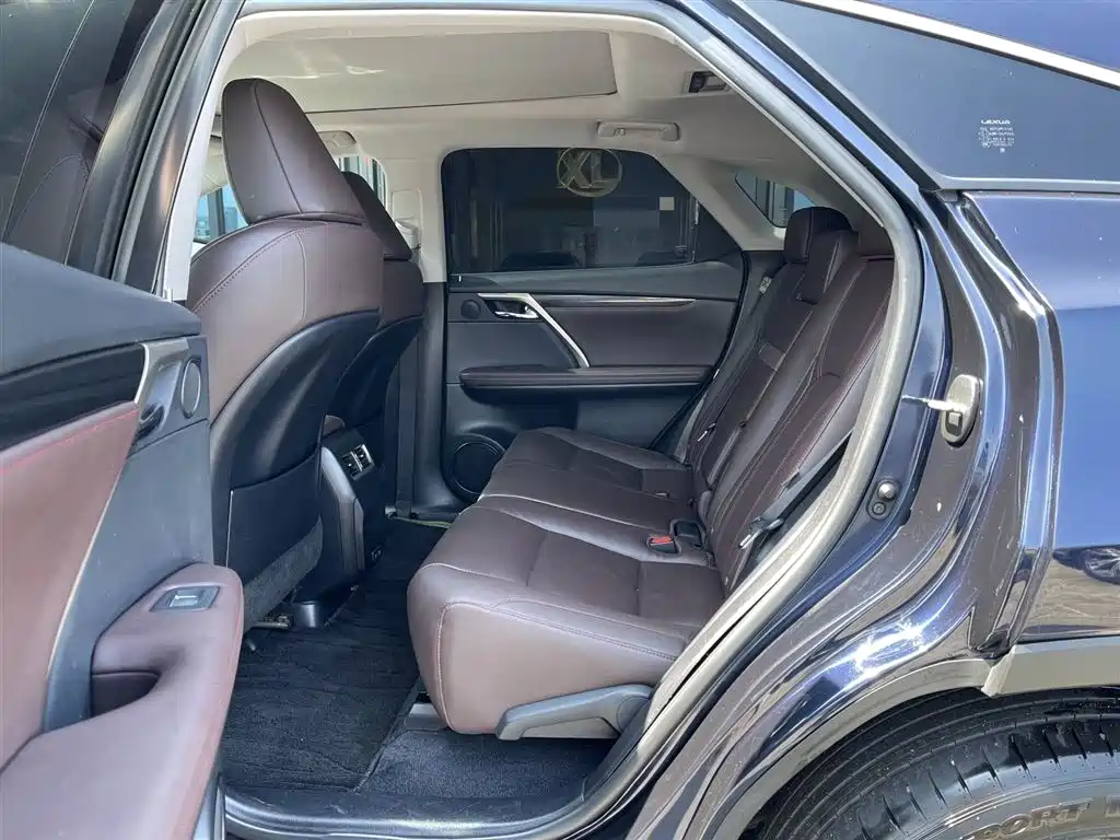 Lexus RX 2022
