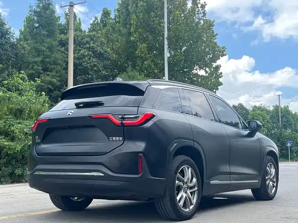 NIO ES6 2020