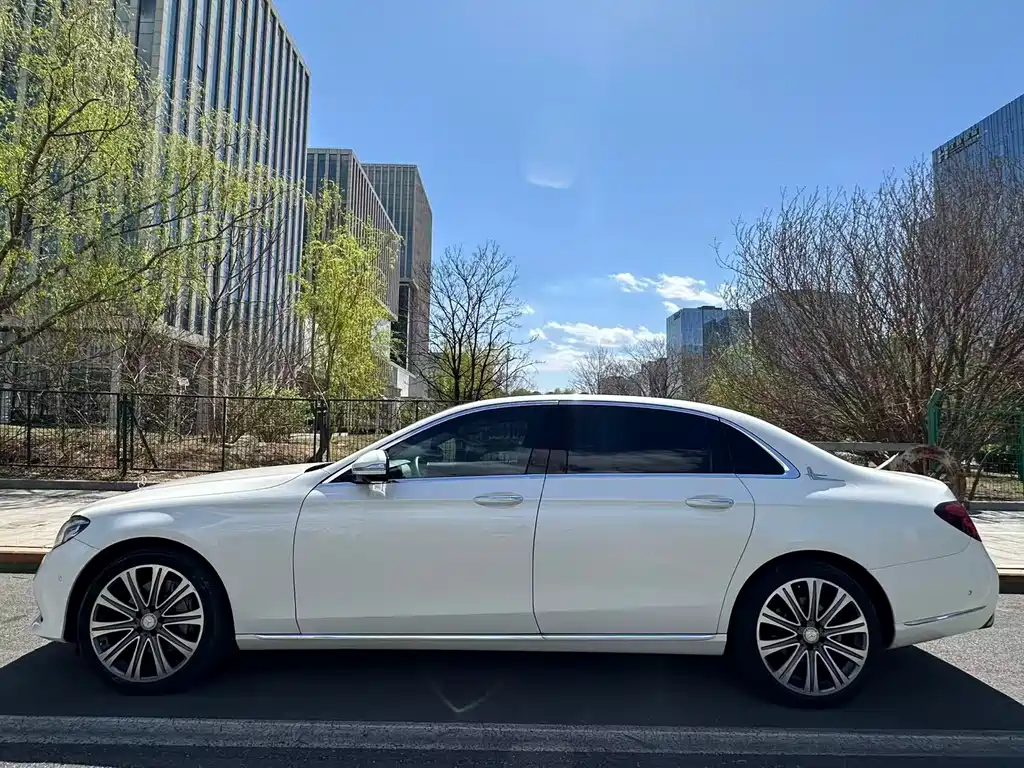 Mercedes-Benz E-Class 2016