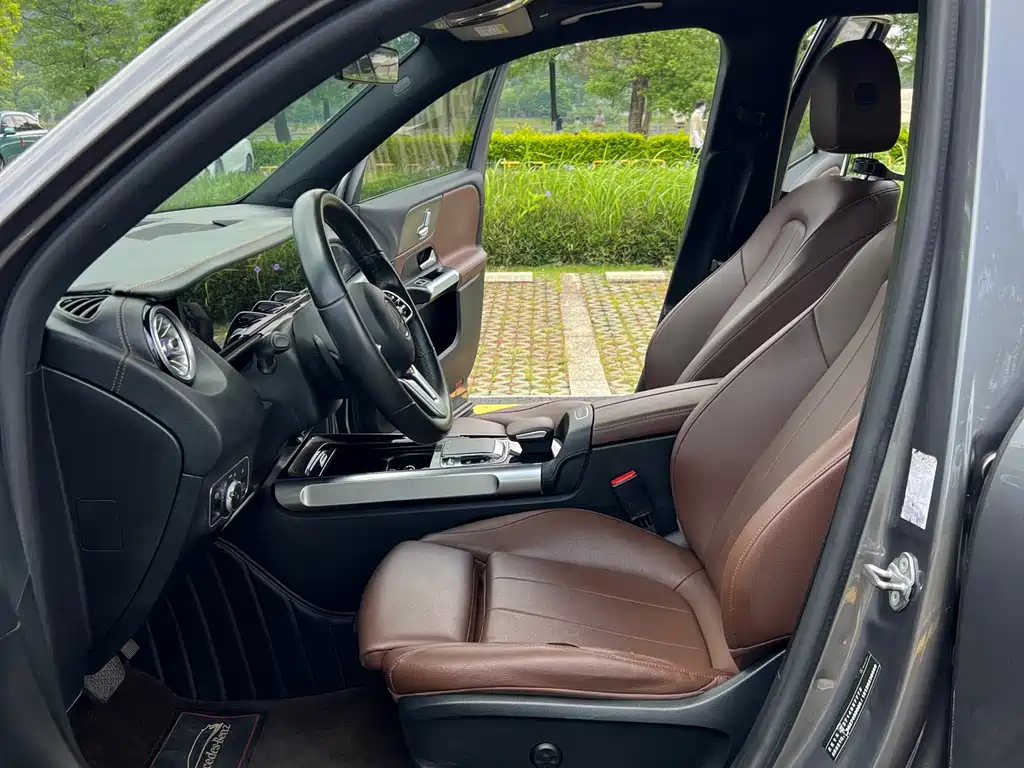 Mercedes-Benz GLB 2020