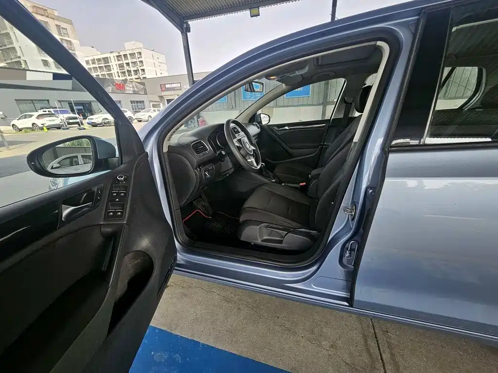 Volkswagen Golf 2011