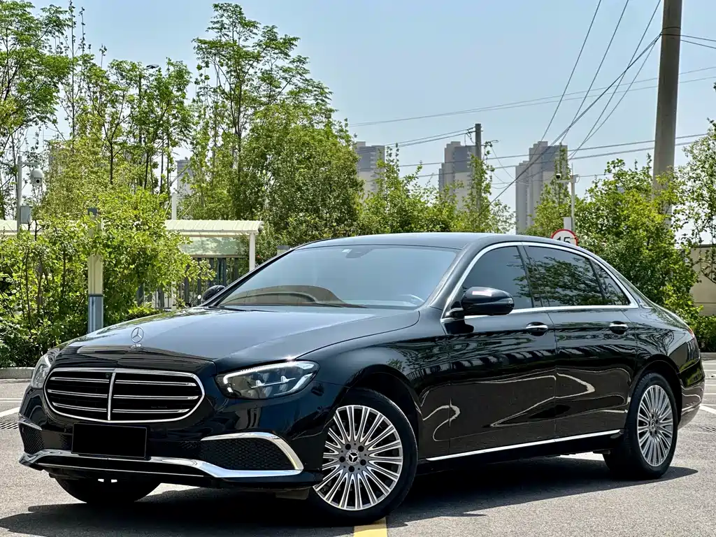 Mercedes-Benz E-Class 2021 — фото 1