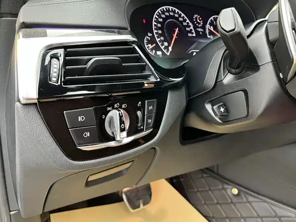 BMW 5 Series 2018