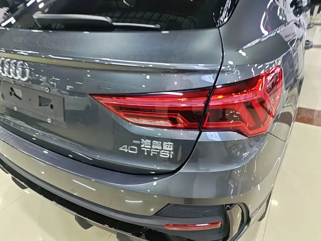 Audi Q3 Sportback 2022 — фото 8