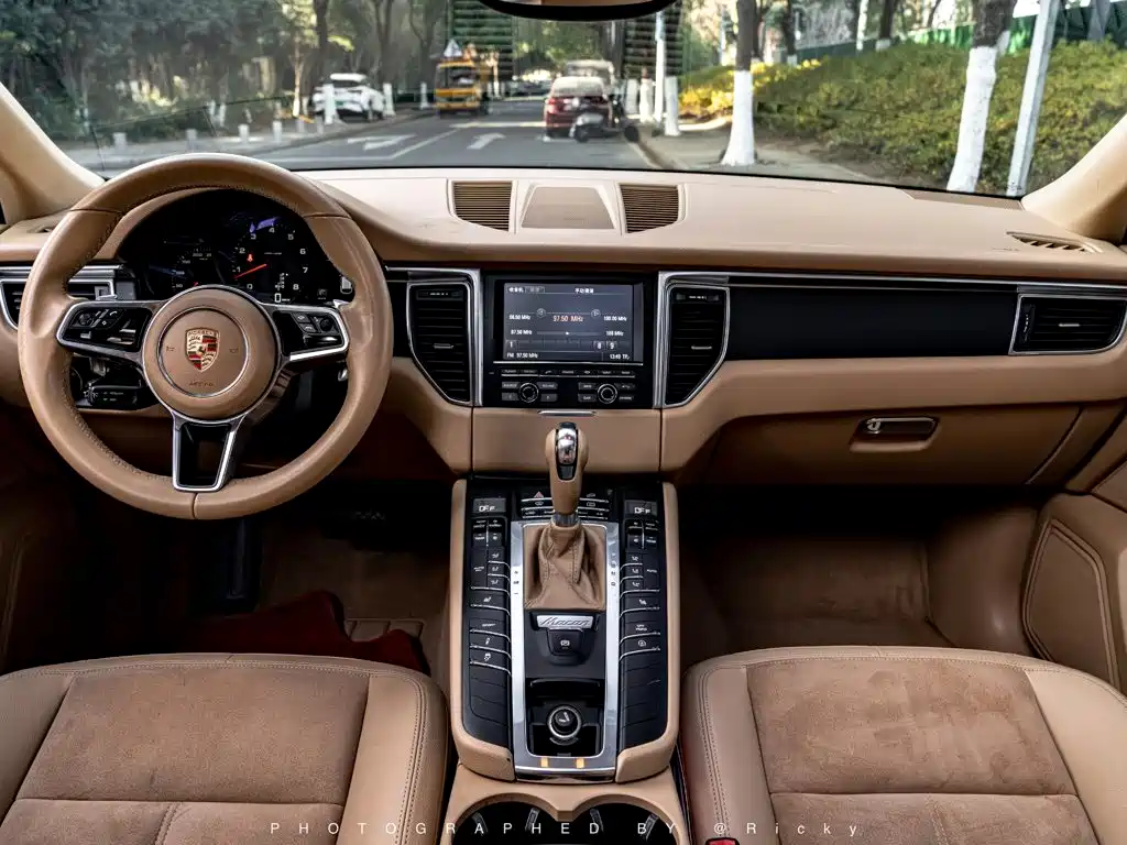 Porsche Macan 2015 — фото 3
