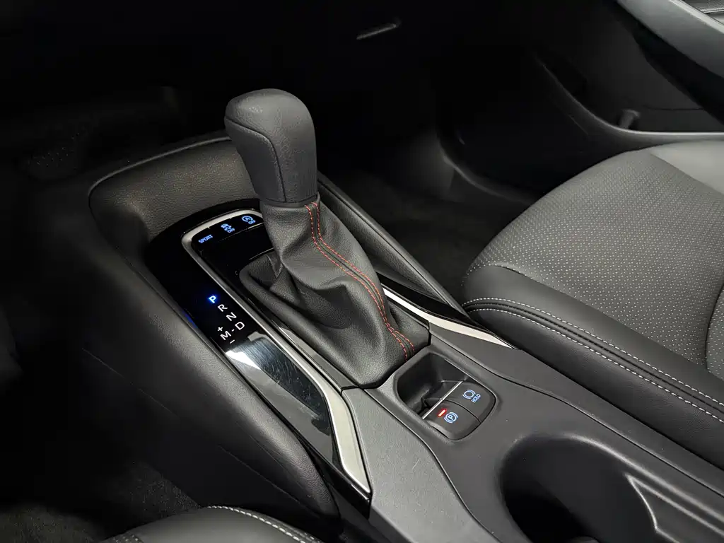Toyota Corolla 2022 — фото 13