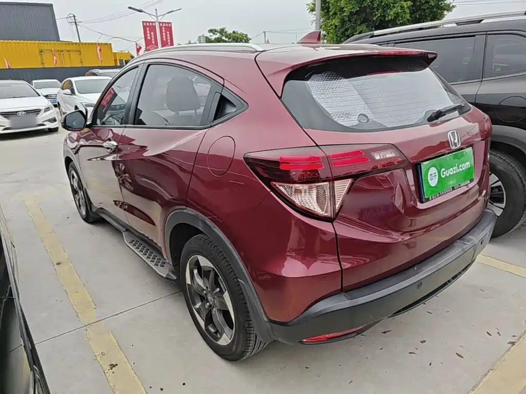 Honda Vezel 2016