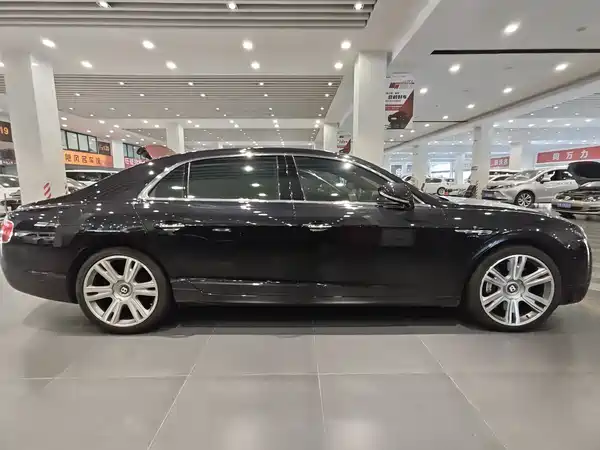 Bentley Flying Spur 2017