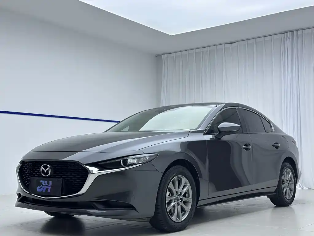 Mazda 3 Axela 2022
