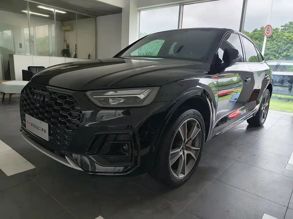 Audi Q5L Sportback 2023 — фото 3