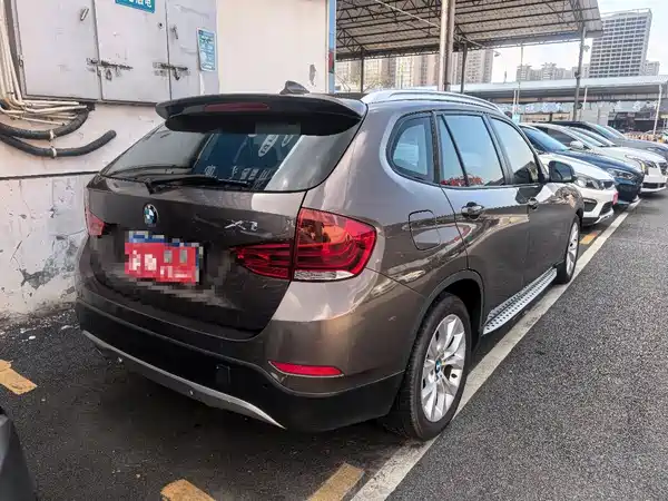 BMW X1 2012