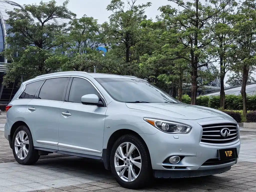 Infiniti JX 2014