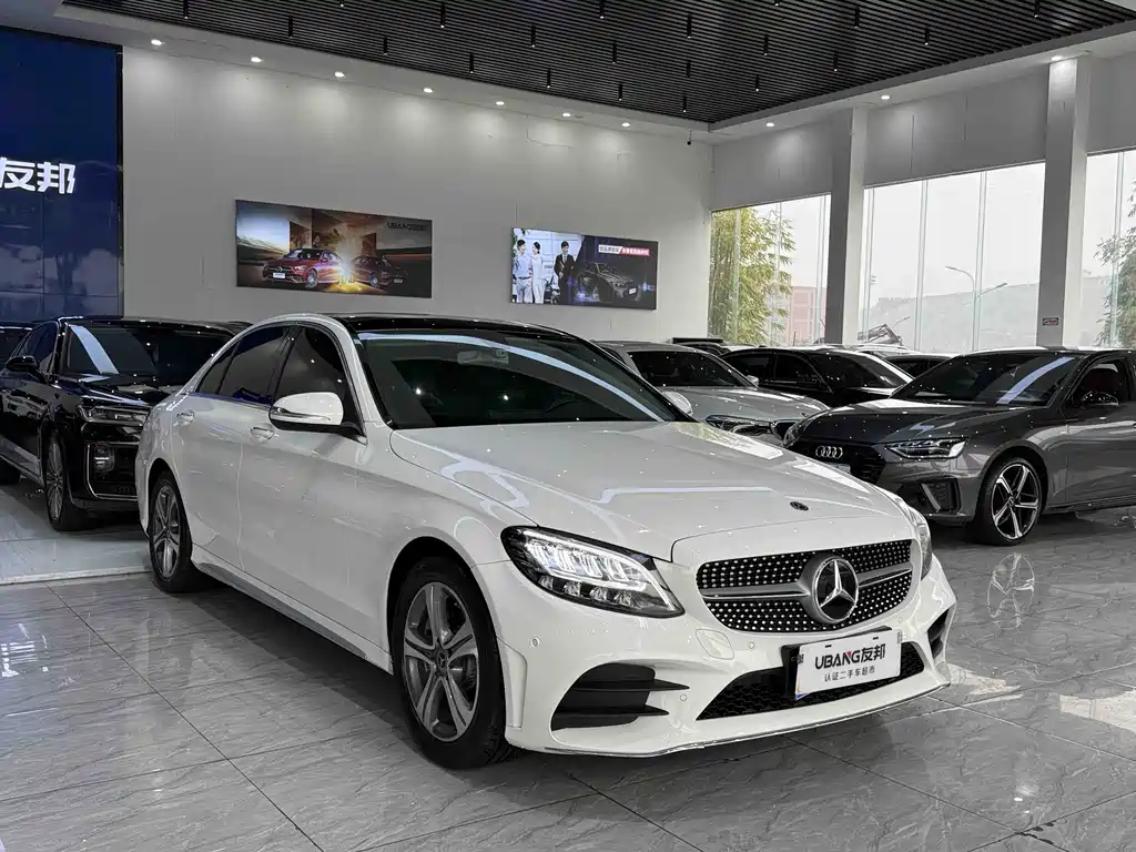 Mercedes-Benz C-Class 2019 — фото 3