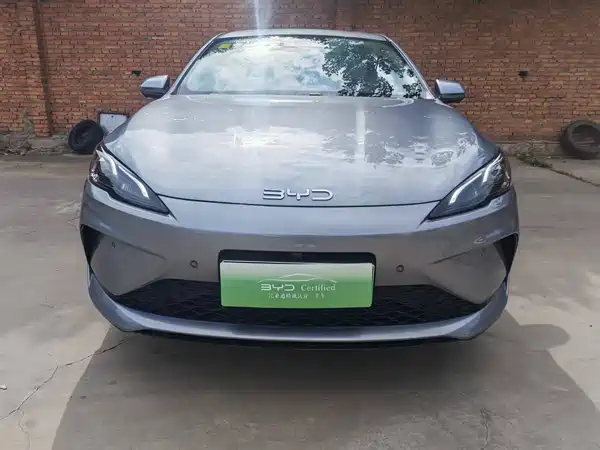 BYD Seal 05 DM-i 2025