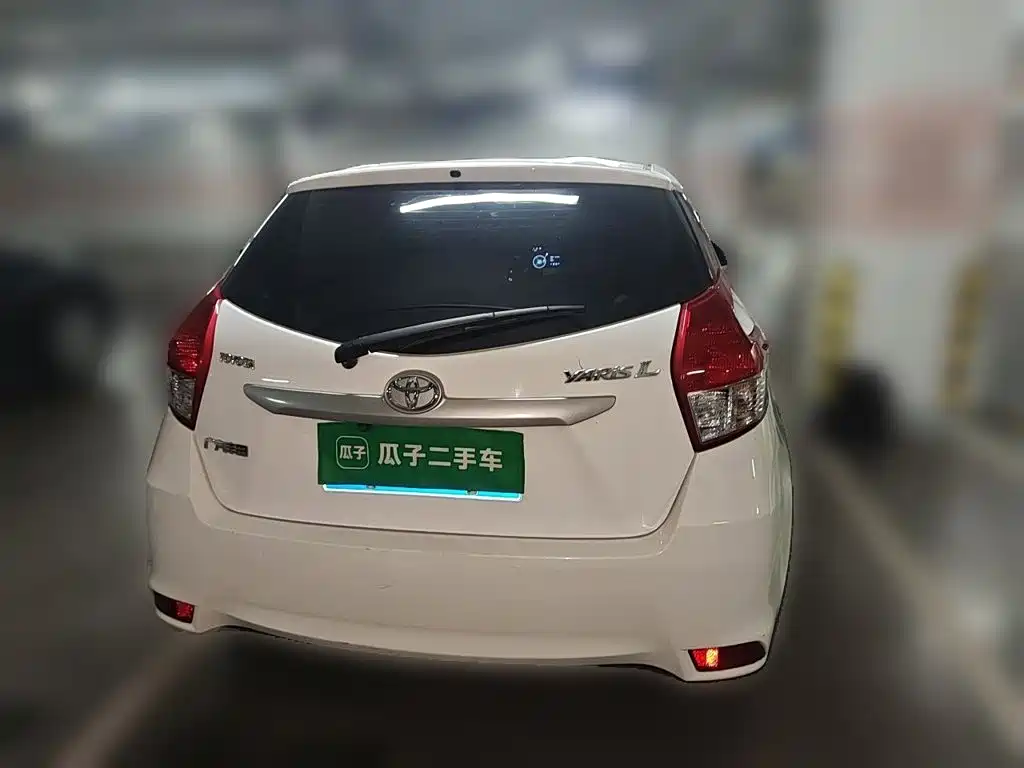 Toyota Yaris L 2016 — фото 3