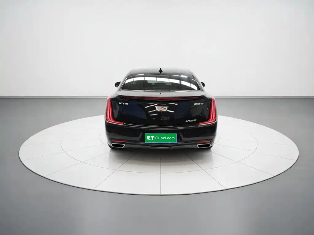 Cadillac XTS 2019 — фото 5