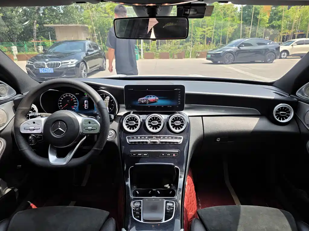 Mercedes-Benz C-Class 2019 — фото 14