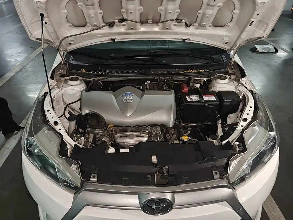 Toyota Yaris L 2016 — фото 16