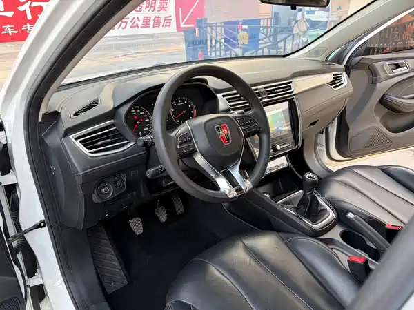 Roewe i5 2019
