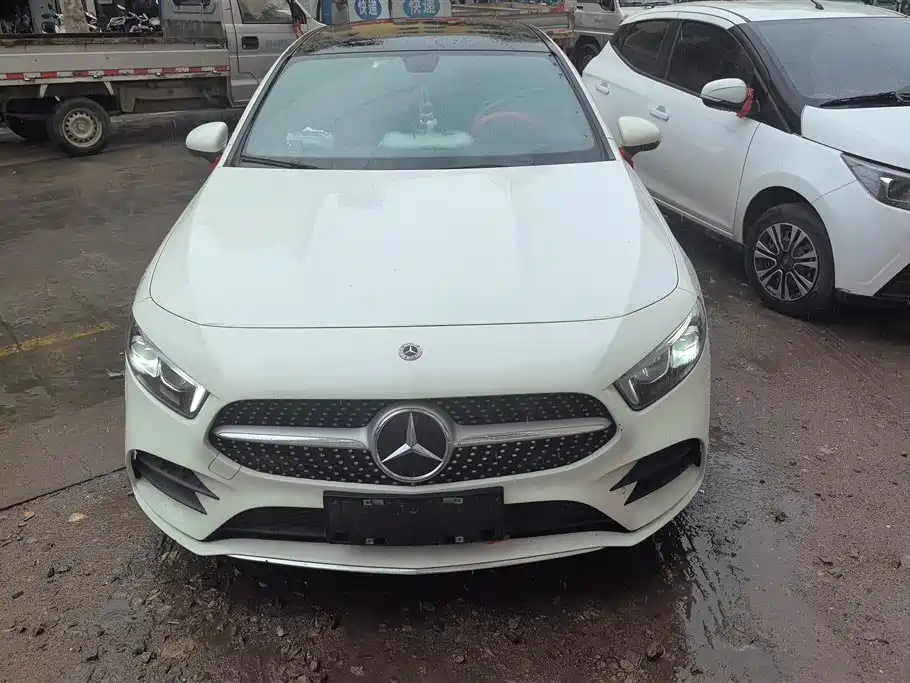 Mercedes-Benz A-Class 2020 — фото 2