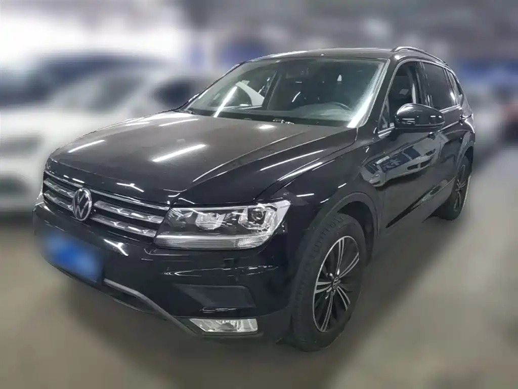 Volkswagen Tiguan L 2021 — фото 1