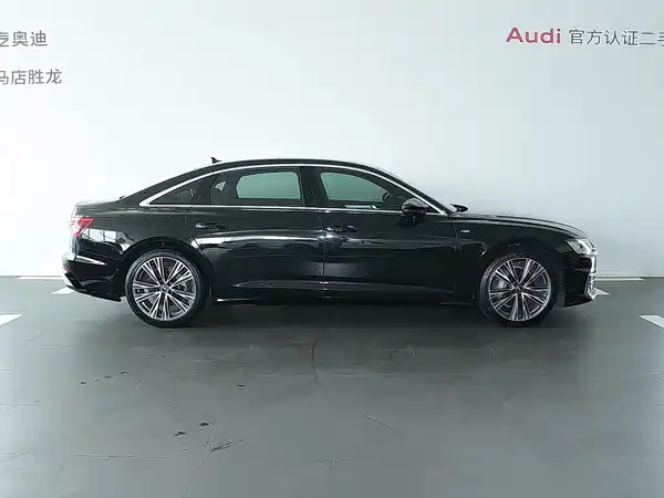 Audi A6L 2022