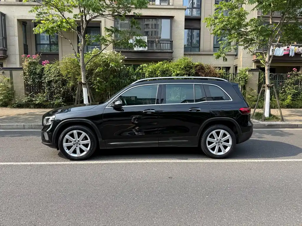 Mercedes-Benz GLB 2020