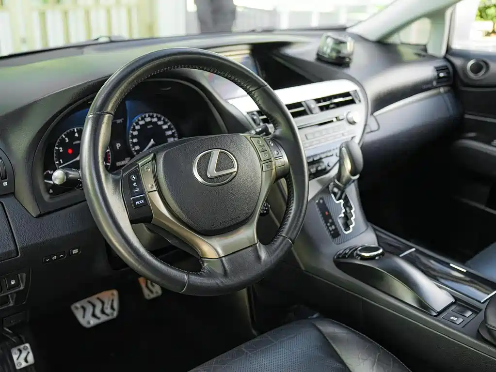 Lexus RX Classic 2015 — фото 9