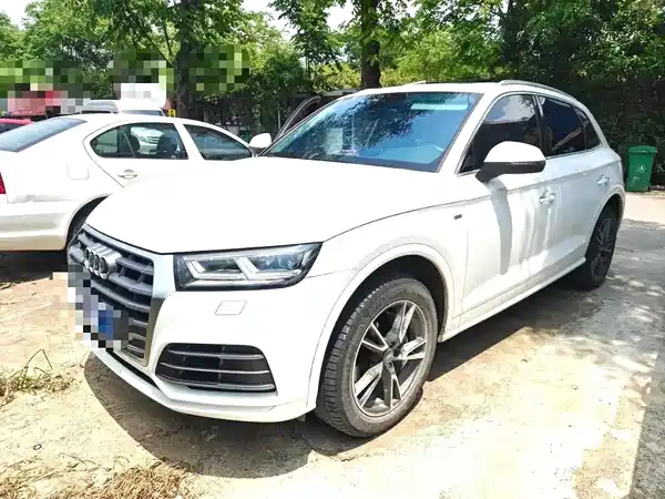 Audi Q5L 2019