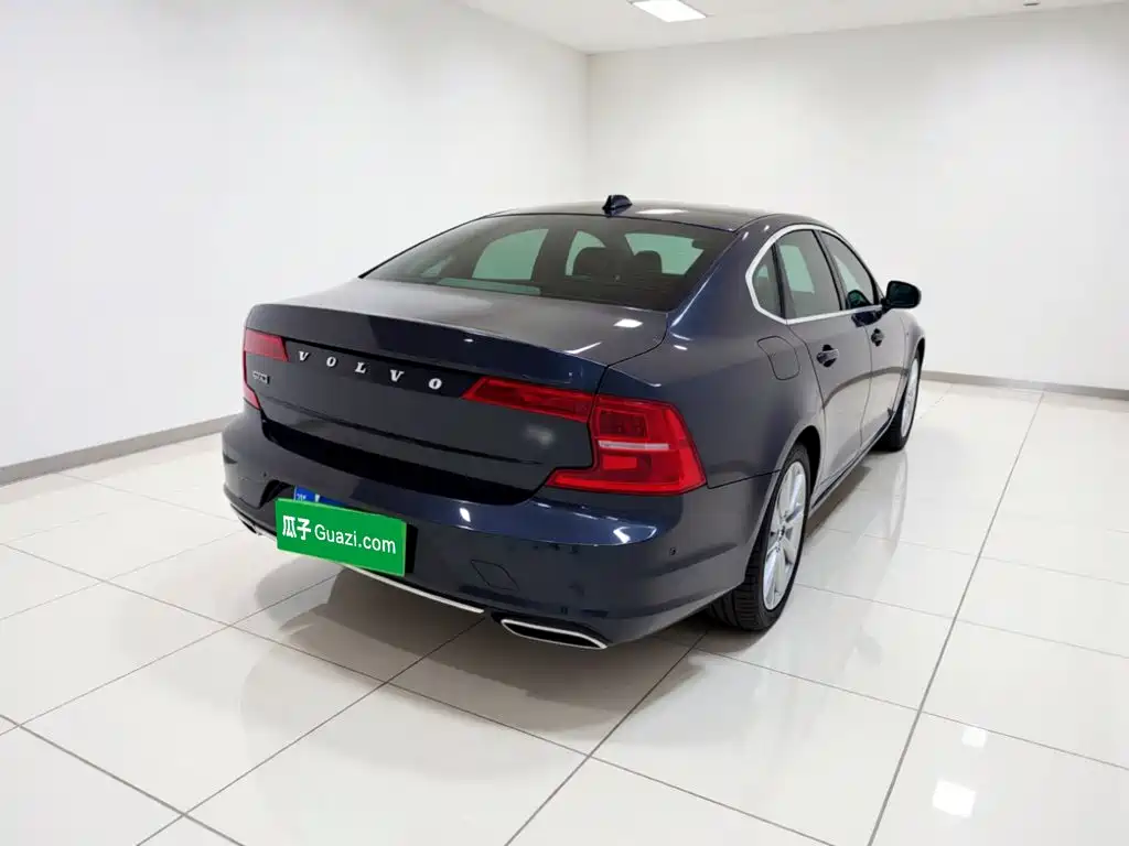 Volvo S90 2017 — фото 6