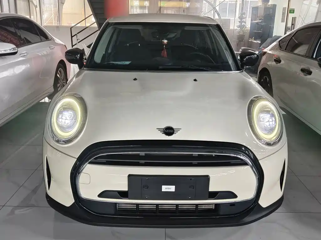 MINI MINI 2021