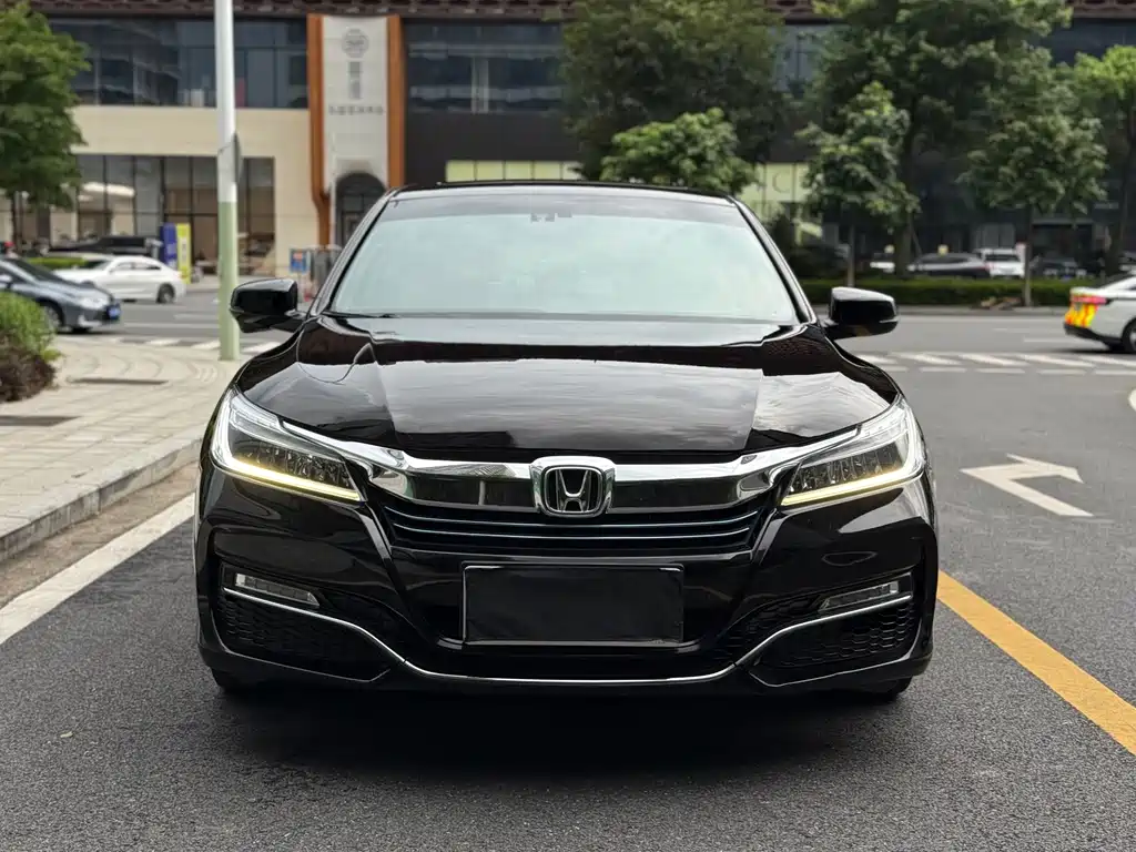 Honda Accord 2018 — фото 2