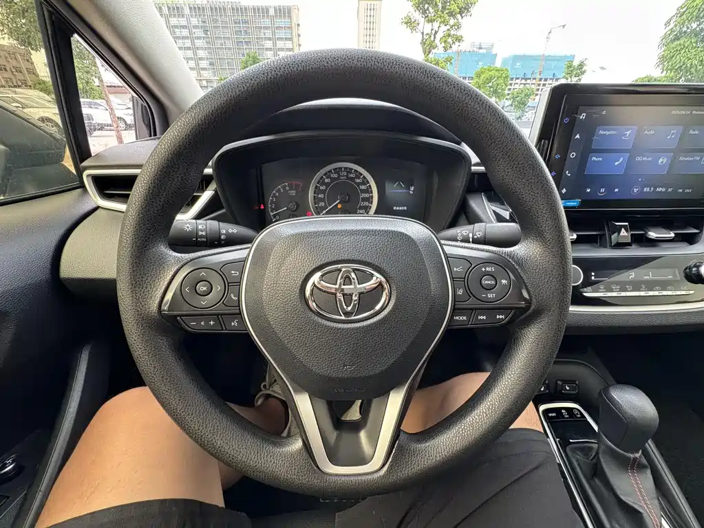 Toyota Corolla 2021 — фото 11