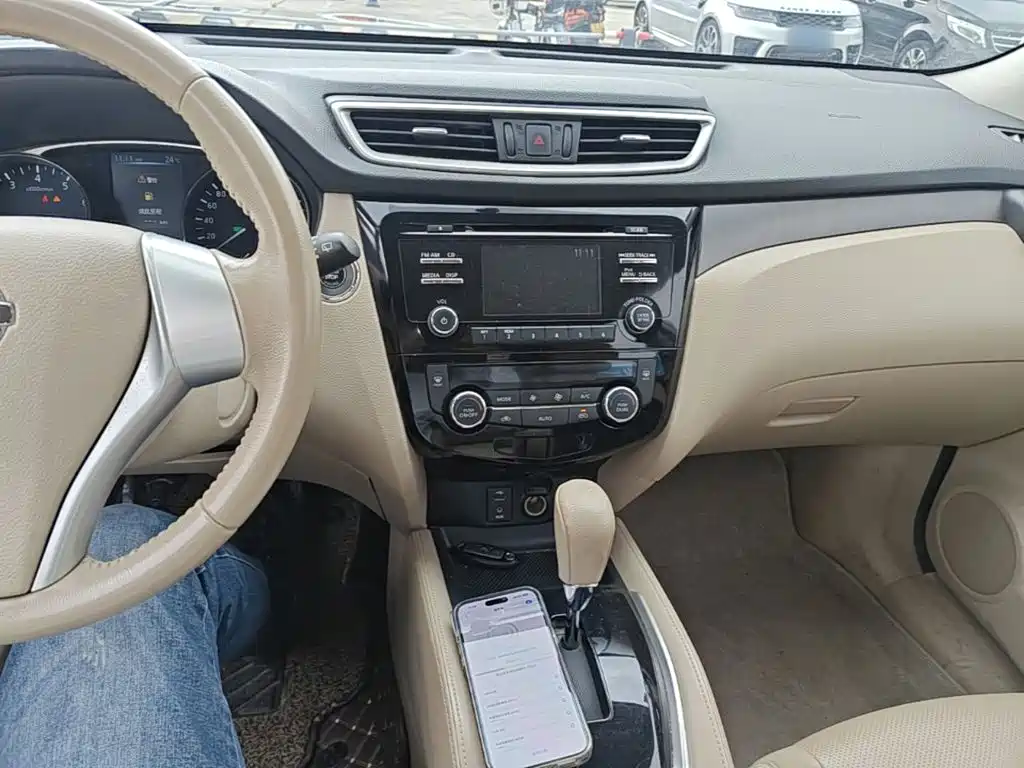 Nissan X-Trail 2014 — фото 10