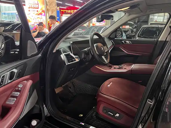 BMW X5 2025