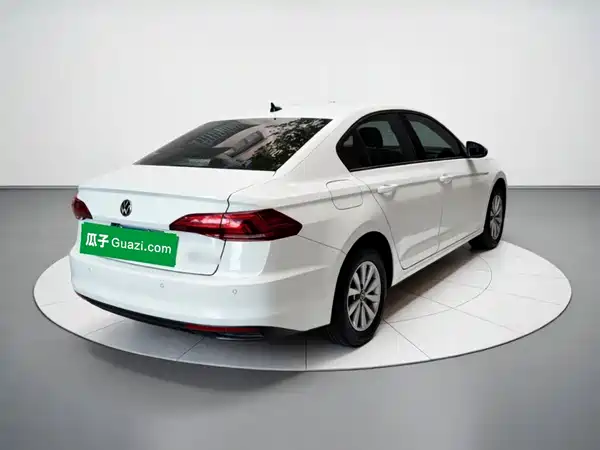 Volkswagen Bora 2021