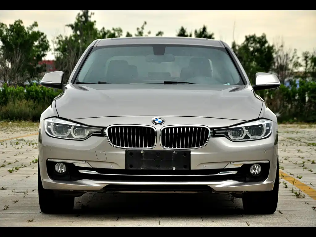 BMW 3 Series 2018 — фото 2