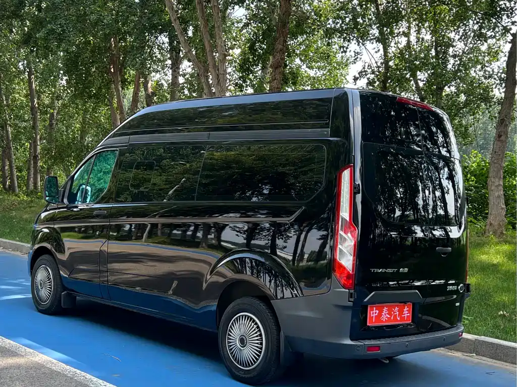 Ford Transit 2022