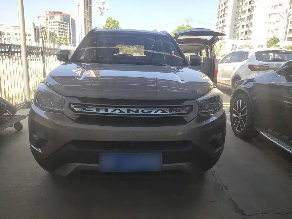 Changan CS75 2017 — фото 11